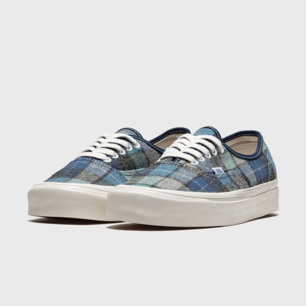 VANS ANAHEIM FACTORY AUTHENTIC 44 DX PENDLETON PLAID IN BLUE - Picture 2 of 4